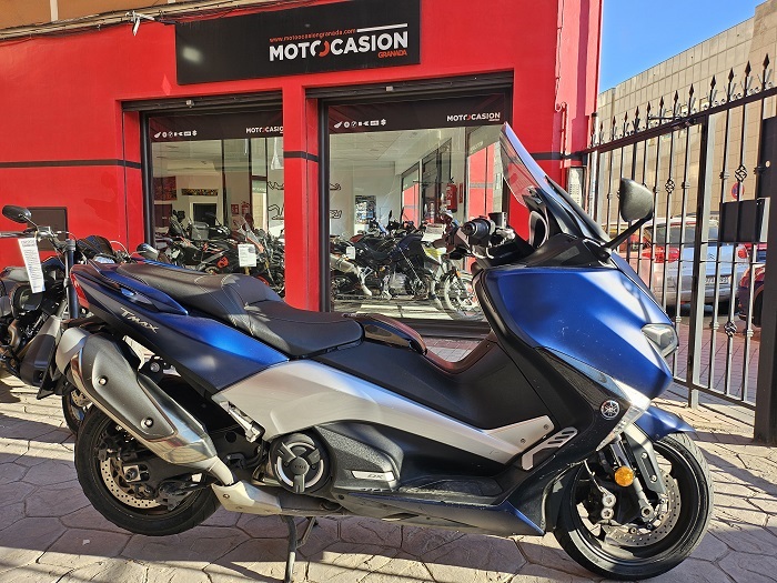 Yamaha t max 530 dx 17